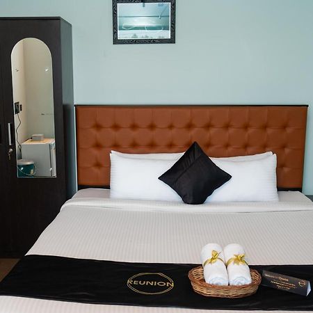 Hotel Reunion Ocean Tides Udupi Zewnętrze zdjęcie